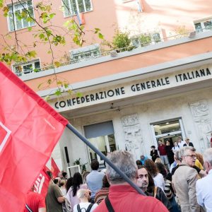 Assalto alla Cgil, annullate le condanne per devastazione, ora appello-bis