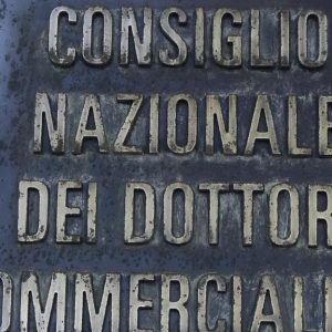 Commercialisti, censura per chi accetta  un compenso «non equo»