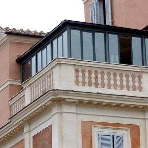 Sanatoria edilizia: via libera a modifiche più ampie e varianti pre-1977. Ok al Salva Casa